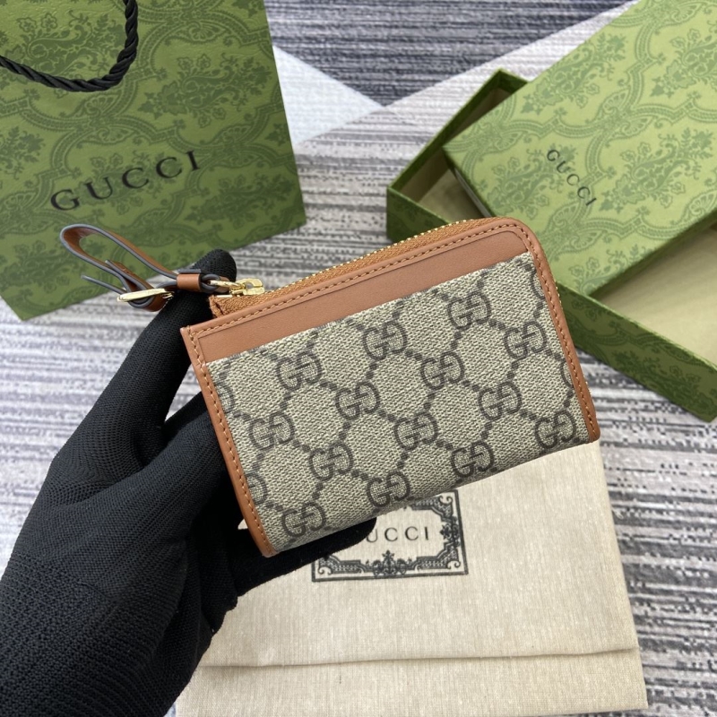 G*u*i wallets & purse